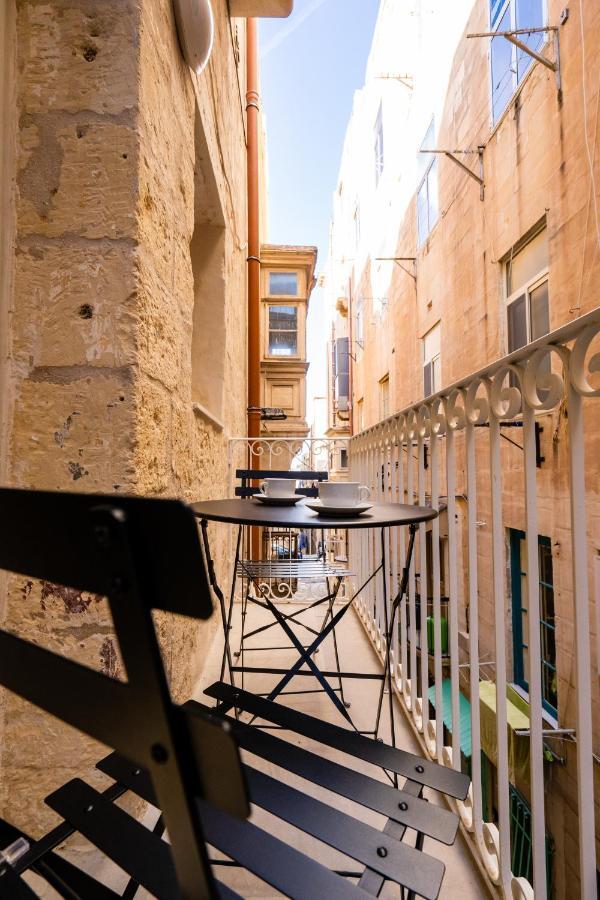 Charming Valletta 1 Bedroom Apartment Off Republic Street Sleeps 4 Екстер'єр фото