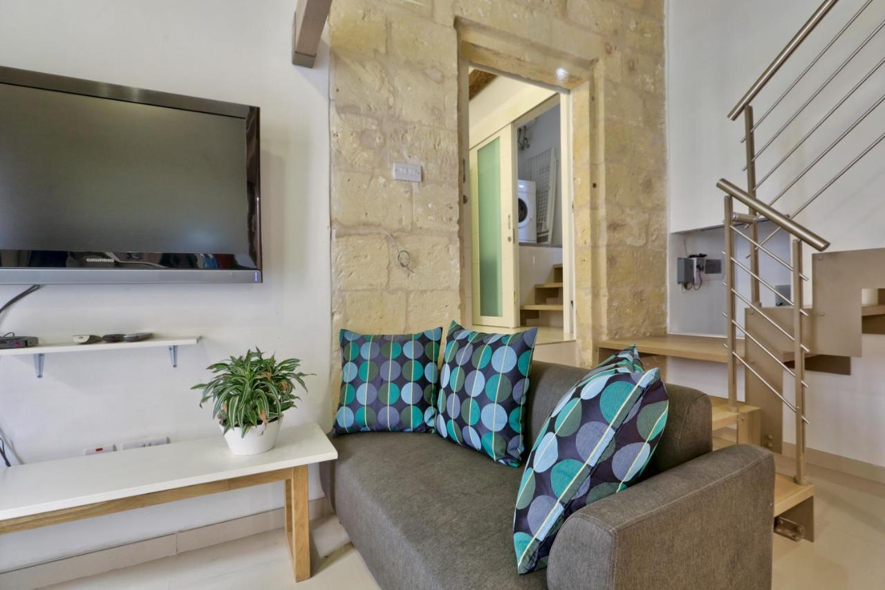 Charming Valletta 1 Bedroom Apartment Off Republic Street Sleeps 4 Екстер'єр фото