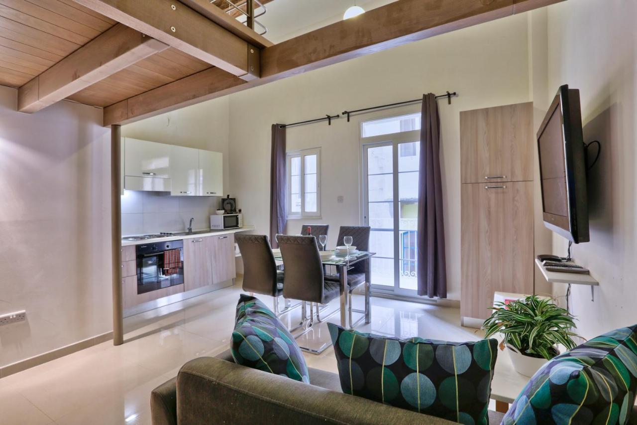 Charming Valletta 1 Bedroom Apartment Off Republic Street Sleeps 4 Екстер'єр фото
