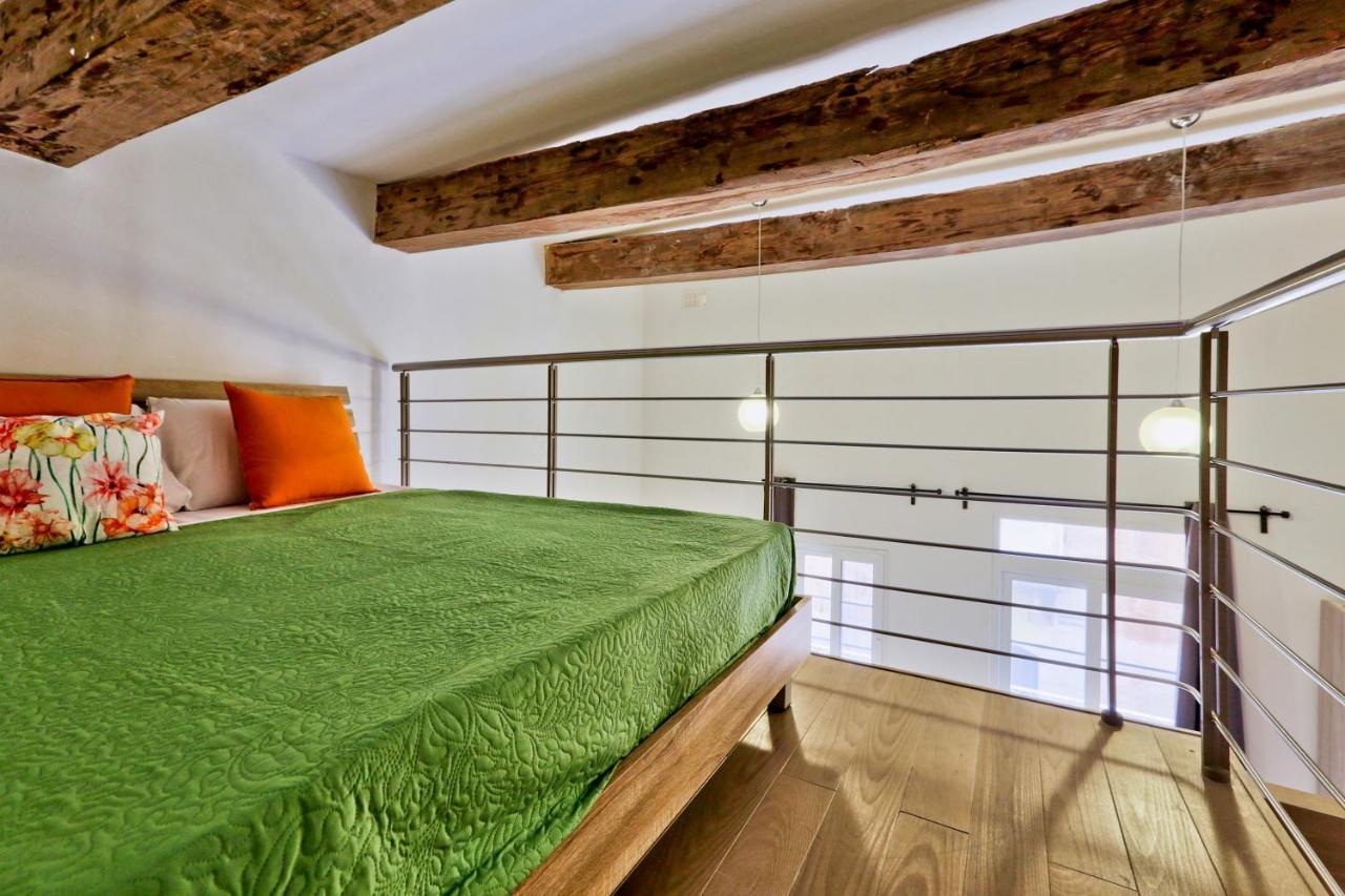 Charming Valletta 1 Bedroom Apartment Off Republic Street Sleeps 4 Екстер'єр фото