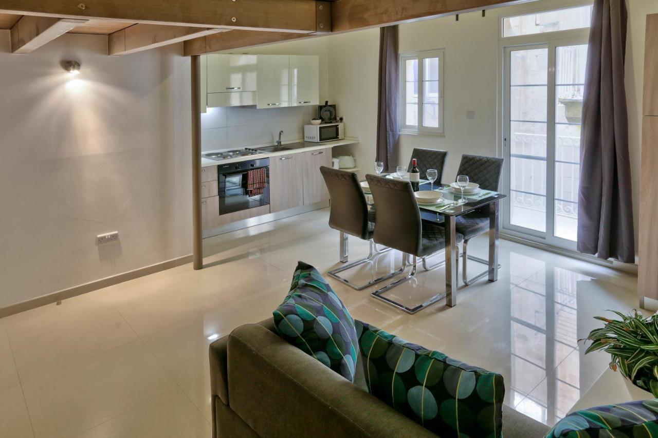 Charming Valletta 1 Bedroom Apartment Off Republic Street Sleeps 4 Екстер'єр фото